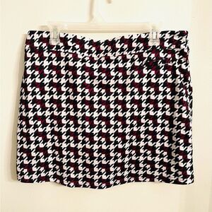 Pebble Beach Black and White Houndstooth Mini Skirt